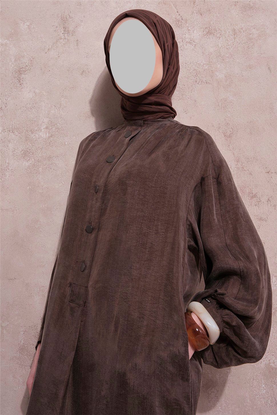 Cocoa wide cobra dress